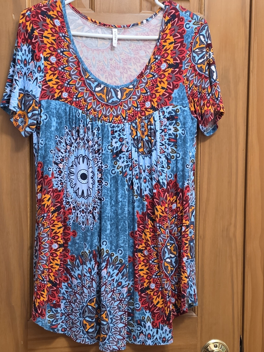 Blue Multicolor Scoop-Neck Tunic Top by